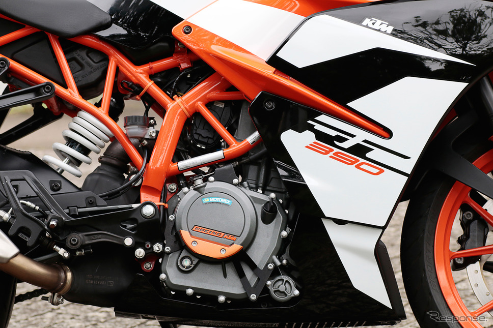 KTM RC390《撮影 ダン・アオキ》