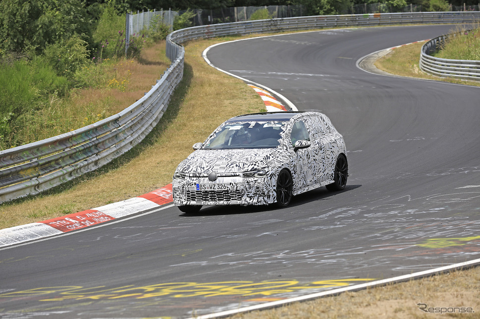 VW ゴルフ GTI 次期型 スクープ写真《APOLLO NEWS SERVICE》