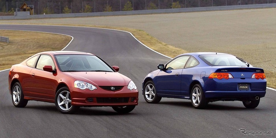 2002年モデルのアキュラRSX(日本名:ホンダ・インテグラ)のタイプS