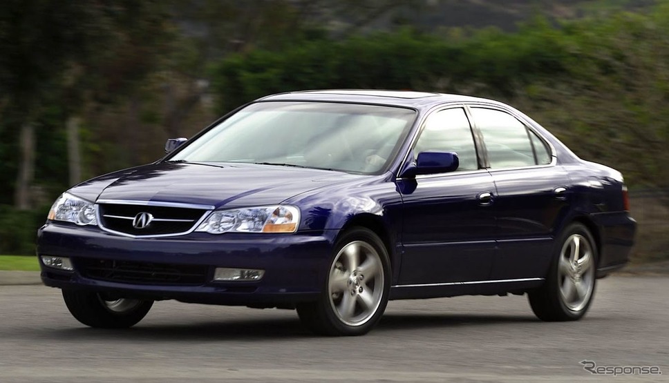 2002年モデルのアキュラTL(日本名:ホンダ・インスパイア)のタイプS