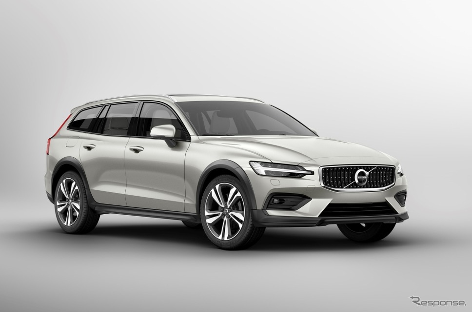 V60クロスカントリー《写真 ボルボ》