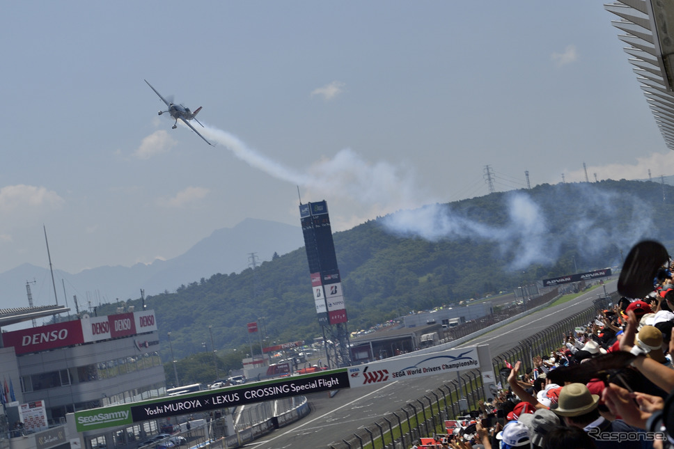 yoshi.MUROYA LEXUS CROSSING Special Flight《撮影 雪岡直樹》