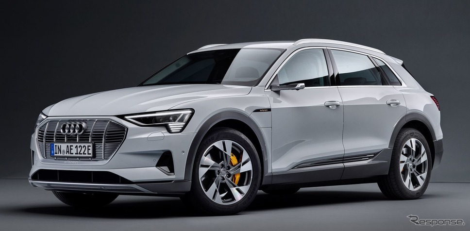 アウディ e-tron の「50クワトロ」《photo by Audi》