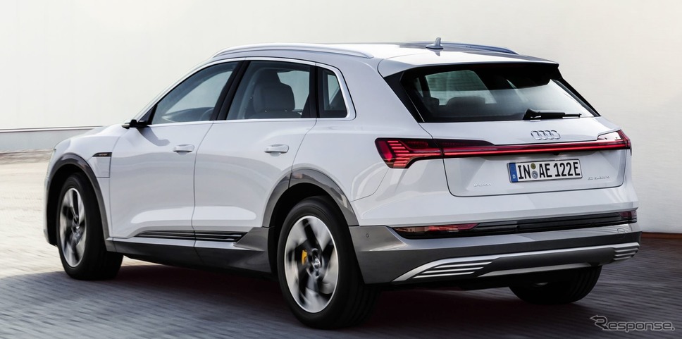 アウディ e-tron の「50クワトロ」《photo by Audi》
