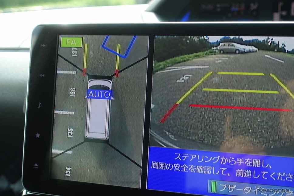スマートパノラマパーキングアシストの手順。撮影 中村孝仁