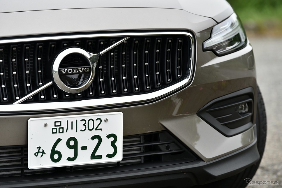 ボルボ V60クロスカントリー（ポールスター・パフォーマンス・ソフトウェア仕様）《撮影 中野英幸》