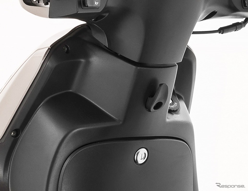 プジョー ツイート 150 ABS スペシャルエディション《画像:ADIVA》