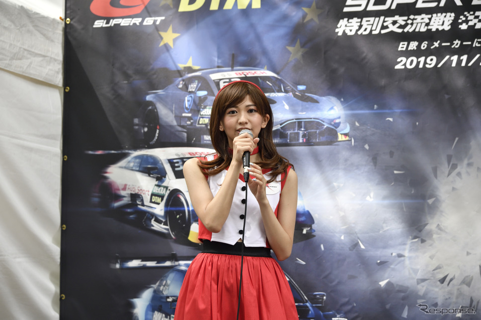 ホップ! ステップ!! 2020!!! 東京国際フォーラムで夏休み　〜丸の内キッズジャンボリー スペシャル版〜のSUPER GT EXPERIENCE《撮影 雪岡直樹》