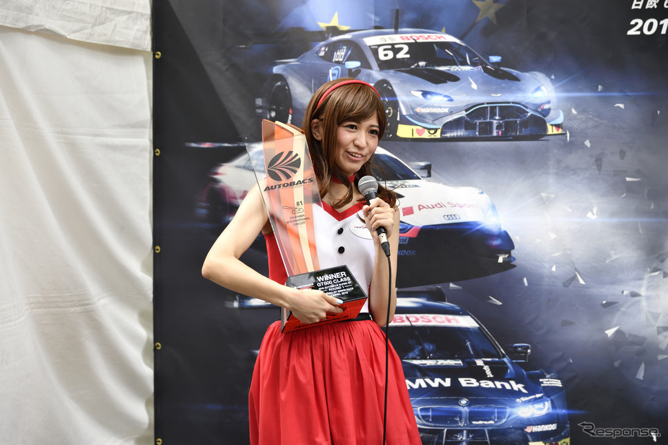 ホップ! ステップ!! 2020!!! 東京国際フォーラムで夏休み　〜丸の内キッズジャンボリー スペシャル版〜のSUPER GT EXPERIENCE《撮影 雪岡直樹》