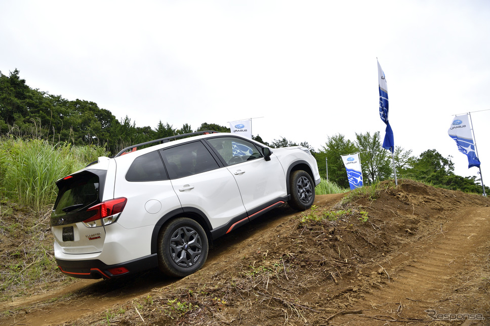 スバル・フォレスター新型《撮影 雪岡直樹》