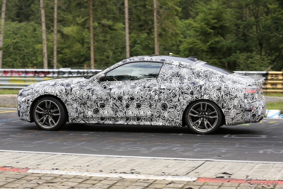 BMW 4シリーズクーペ スクープ写真《APOLLO NEWS SERVICE》