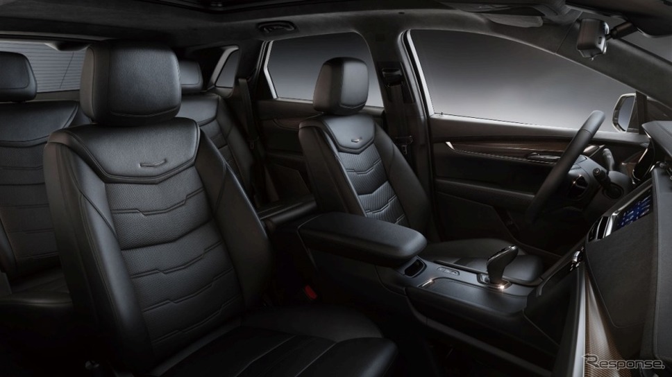 キャデラック XT5クロスオーバー スポーツエディション《画像:ゼネラルモーターズ・ジャパン》