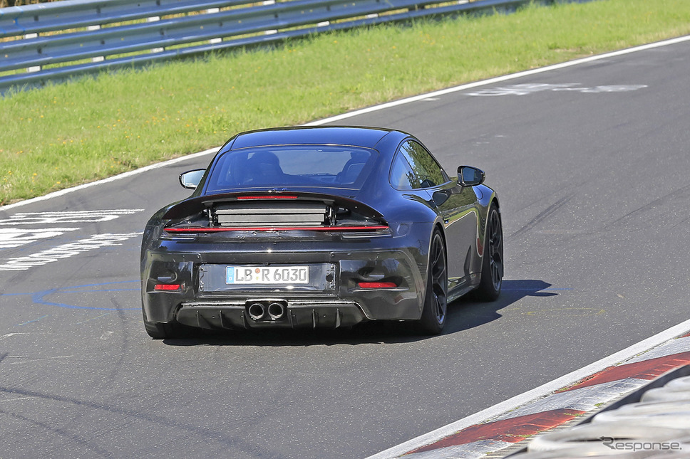 ポルシェ 911 GT3 ツーリングパッケージ　スクープ写真《APOLLO NEWS SERVICE》