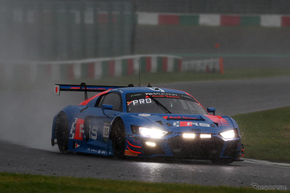 総合4番手の#25 Audi Sport Team WRT《撮影 竹内英士》