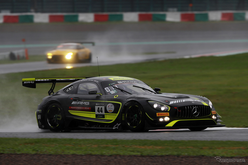 総合5番手の#44 Mercedes-AMG Team Strakka Racing《撮影 竹内英士》