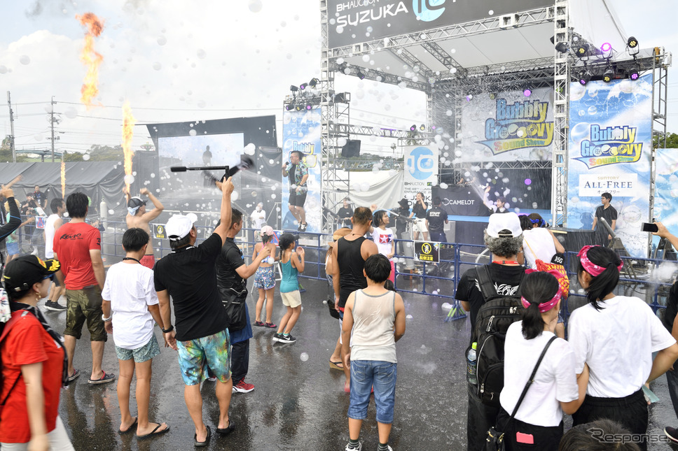 Sound Shower(鈴鹿10時間耐久)《撮影 雪岡直樹》