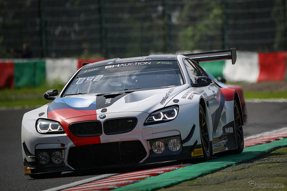 ポールポジションを獲得した#42 BMW Team Schnitzer《Photo:Kazuhisa Masuda/撮影 益田和久》