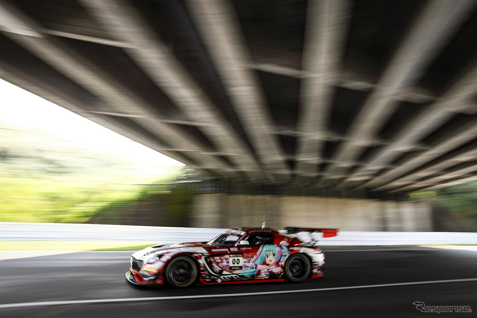 6番手の#00 Mercedes-AMG Team Goodsmile《Photo:Kazuhisa Masuda/撮影 益田和久》