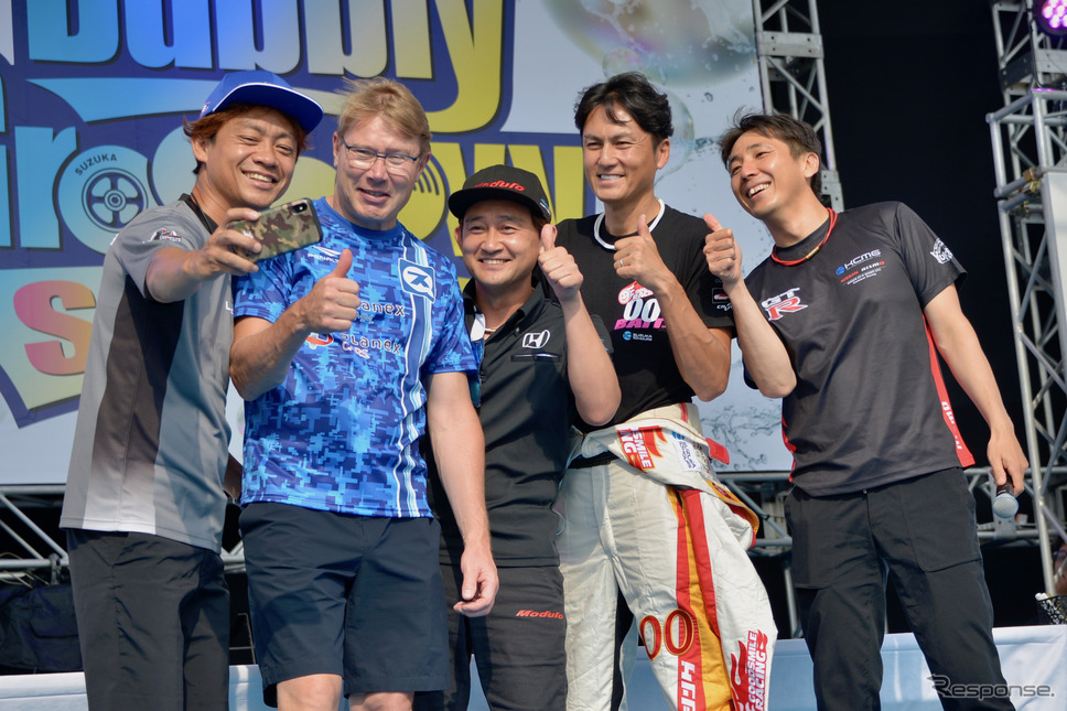 ライバーサイン会(鈴鹿10時間耐久)《撮影 後藤竜甫》