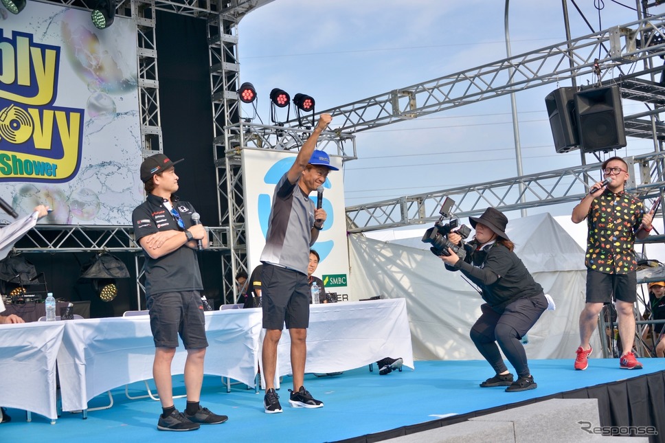 ライバーサイン会(鈴鹿10時間耐久)《撮影 後藤竜甫》