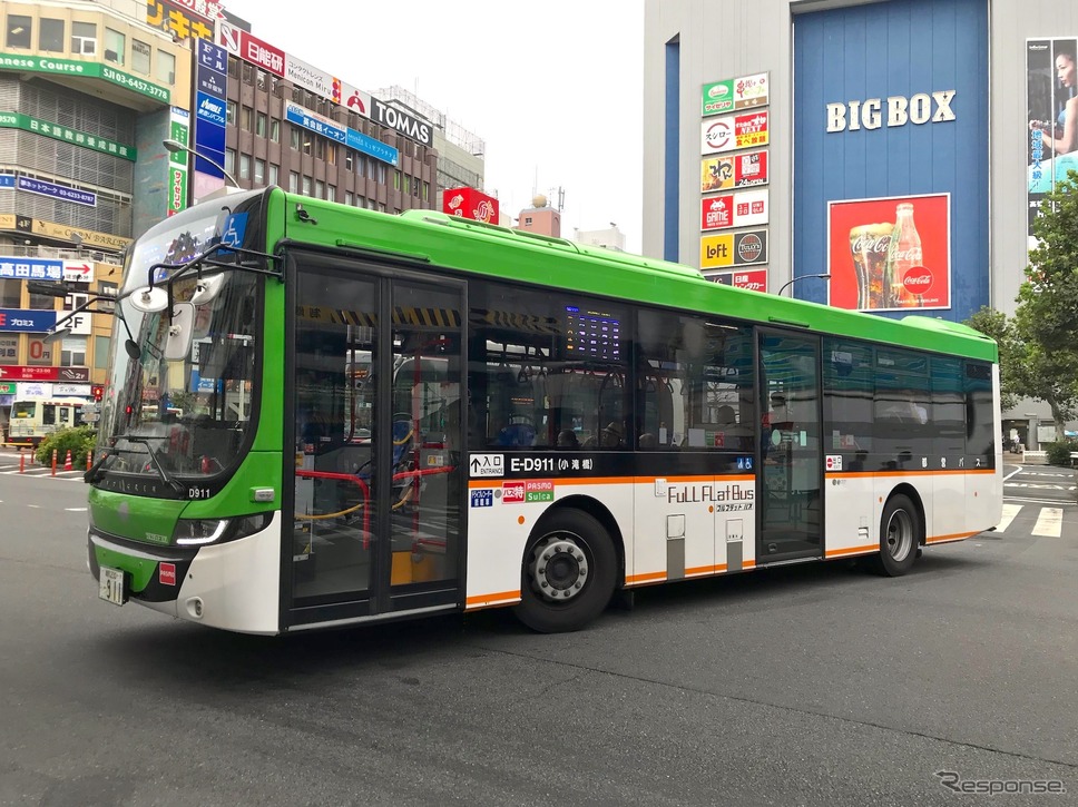 都バス(フルフラットバス)《撮影 高木啓》