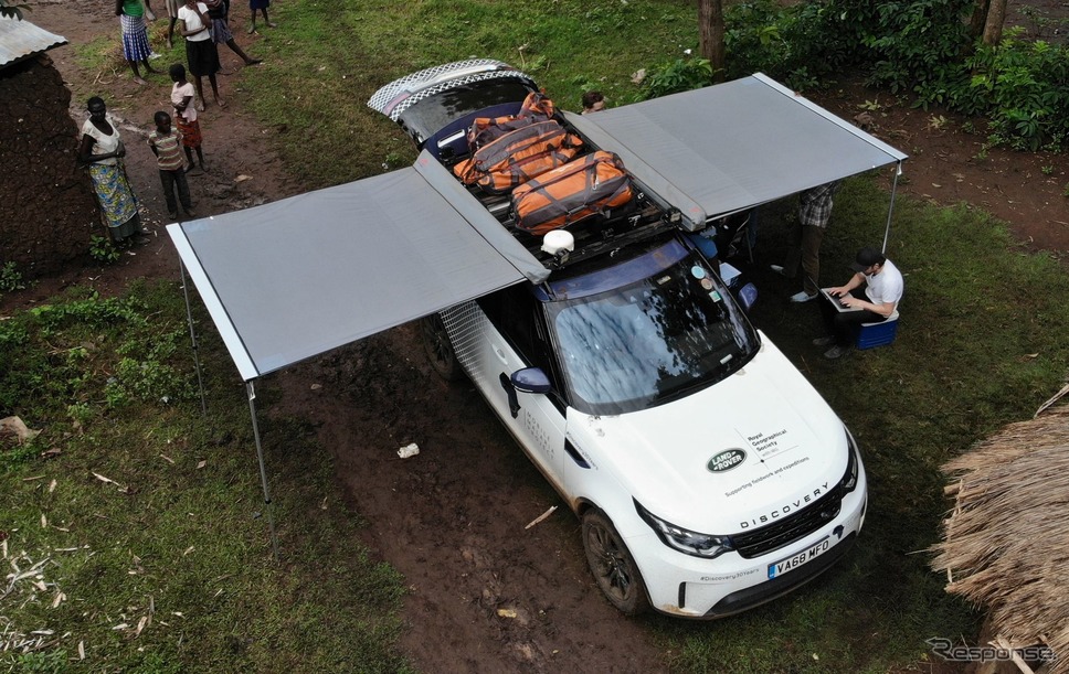 ランドローバー・ディスカバリーがベースの移動式「遺伝子検査ラボ」《photo by Land Rover》