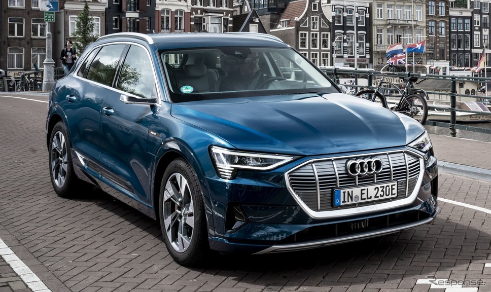 アウディ e-tron《photo by Audi》