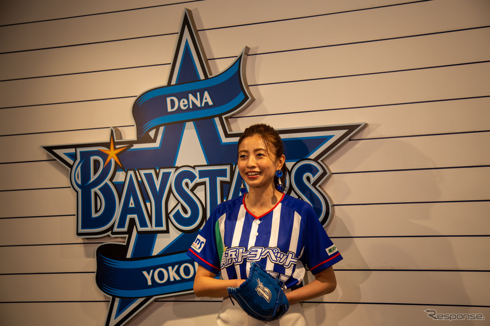 片瀬那奈、横浜スタジアムで始球式《撮影 二城利月》