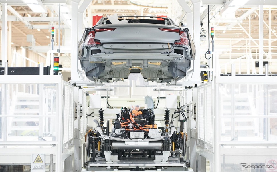 ポールスタープロダクションセンターで生産されるポールスター1《photo by Polestar》