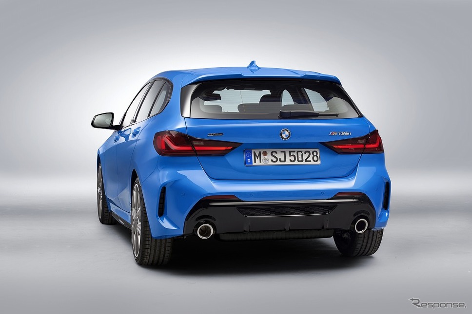 BMW 1シリーズ 新型《画像：ビー・エム・ダブリュー》