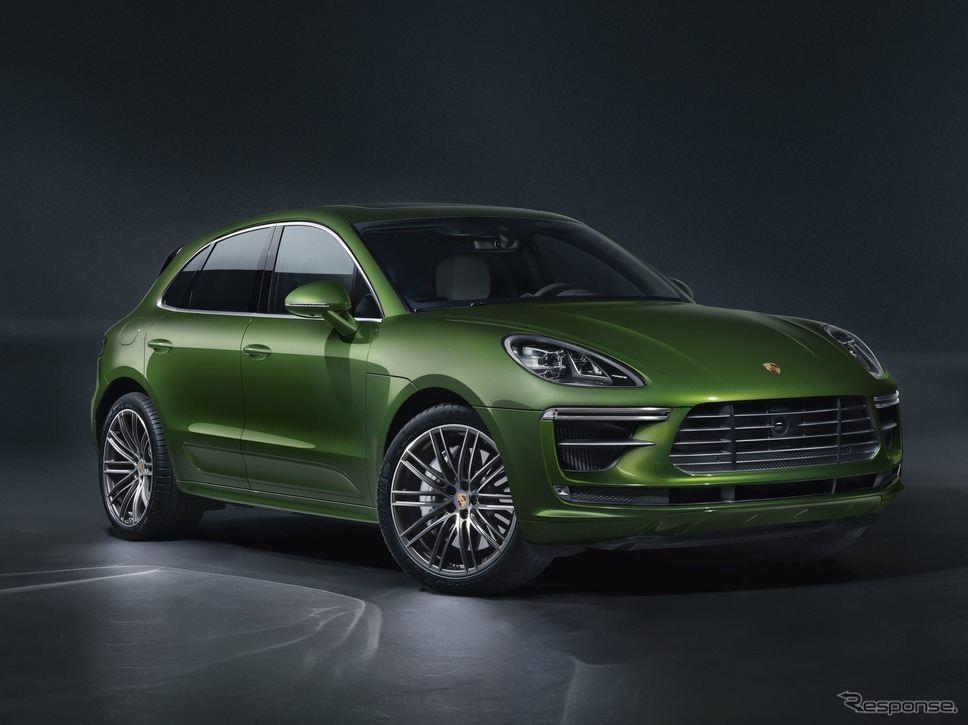 ポルシェ・マカン・ターボ 改良新型《photo by Porsche》