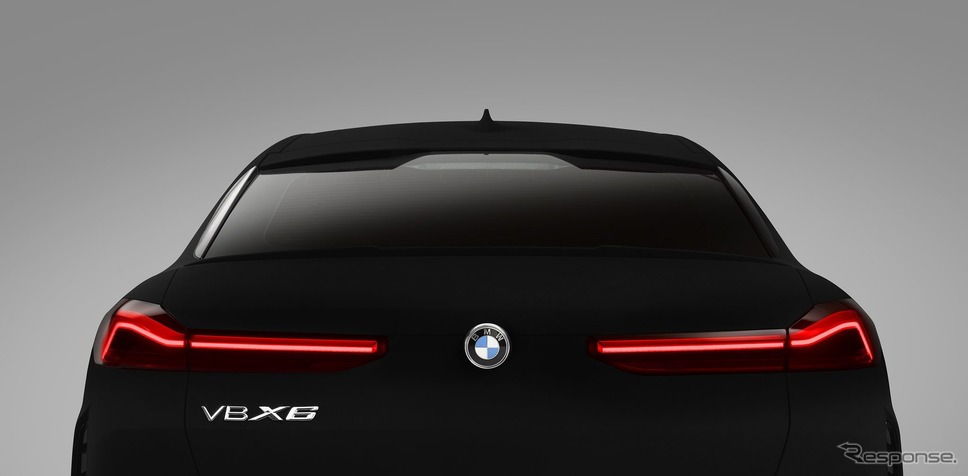 BMW X6 新型のベンタブラック《photo by BMW》