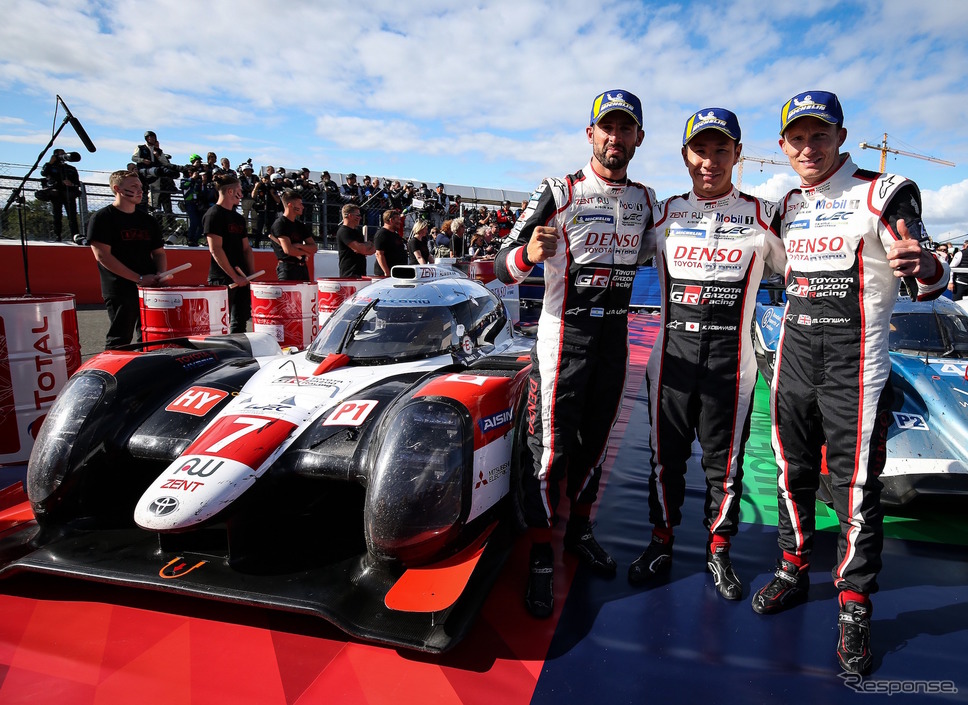 優勝した#7 トヨタ、左からロペス、可夢偉、コンウェイ。《写真提供 TOYOTA》
