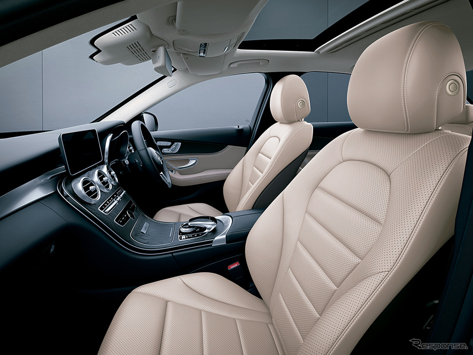 メルセデスベンツC200/C220dローレウスエディション(インテリア:ベージュレザー)《画像:メルセデス・ベンツ日本》