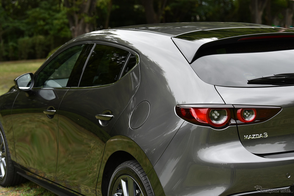 マツダ3新型 ファストバック(2.0 SKYACTIV-G)《撮影 中野英幸》