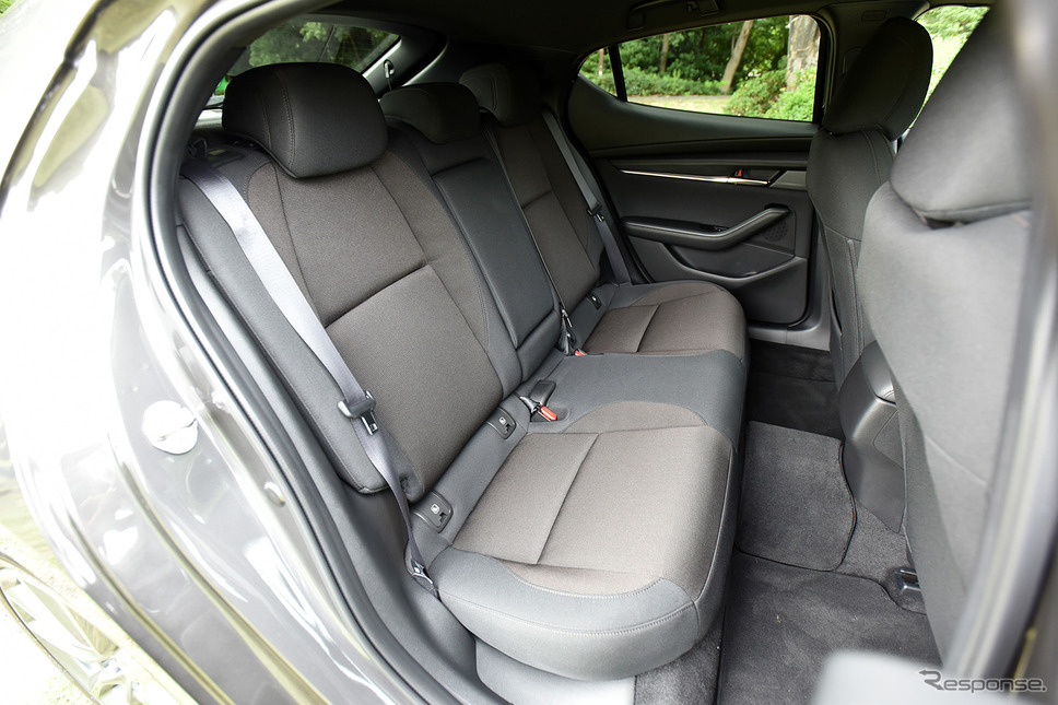 マツダ3新型 ファストバック(2.0 SKYACTIV-G)《撮影 中野英幸》