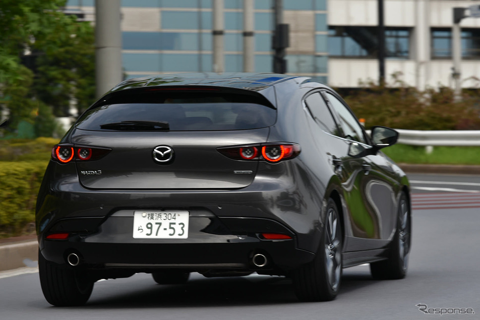 マツダ3新型 ファストバック(2.0 SKYACTIV-G)《撮影 中野英幸》
