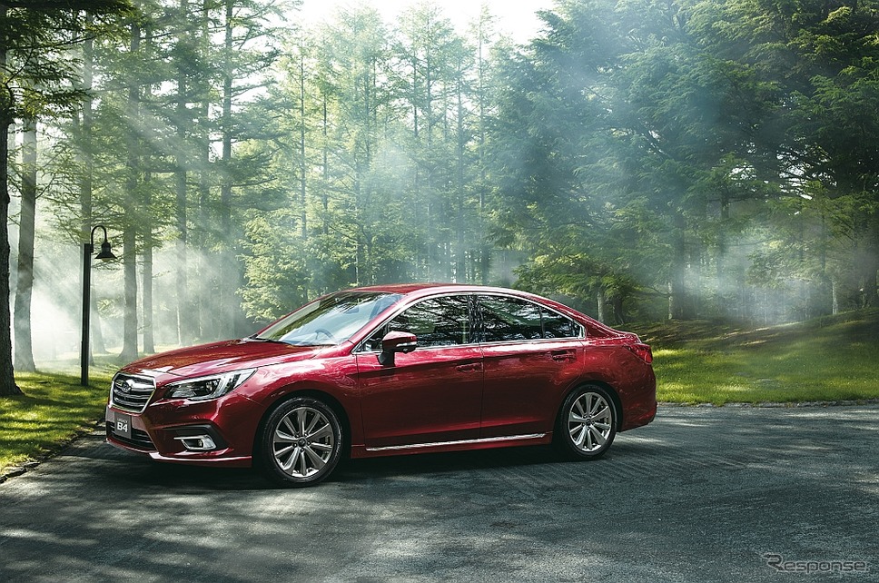 レガシィ B4 リミテッド《写真 SUBARU》