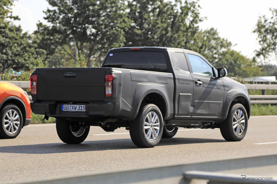 いすゞ D-MAX 新型スクープ写真《APOLLO NEWS SERVICE》