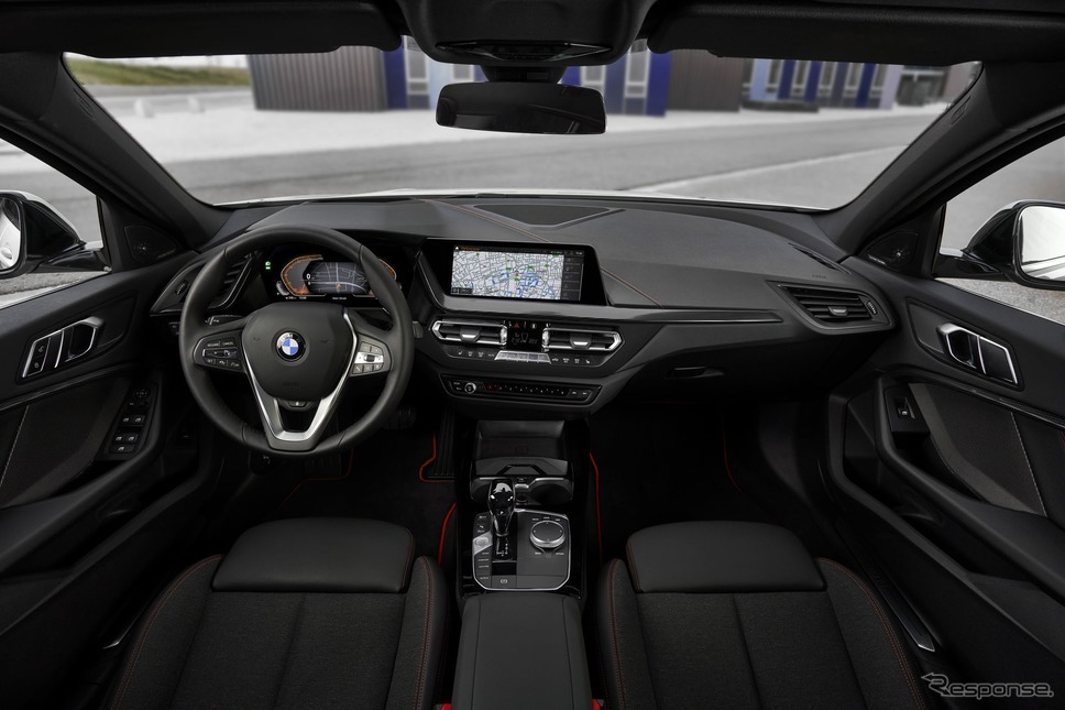 BMW 1シリーズ 新型《photo by BMW》