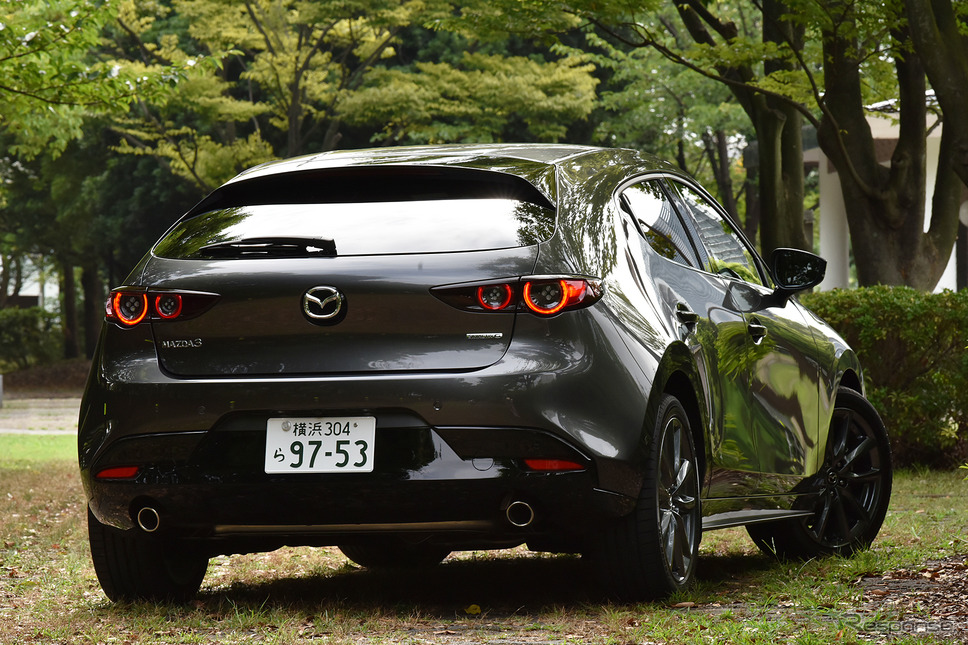 マツダ3新型 ファストバック(2.0 SKYACTIV-G)《撮影 中野英幸》