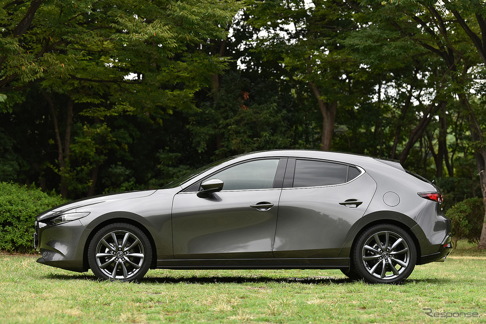 マツダ3新型 ファストバック(2.0 SKYACTIV-G)《撮影 中野英幸》