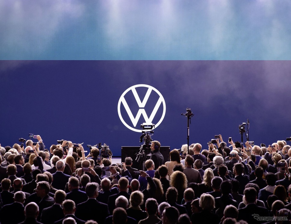 フォルクスワーゲンの新しいロゴ（フランクフルトモーターショー2019）《photo by VW》