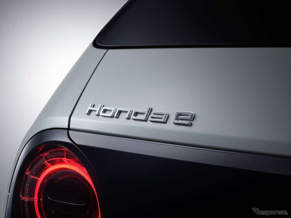 ホンダ e の量産モデル《photo by Honda》