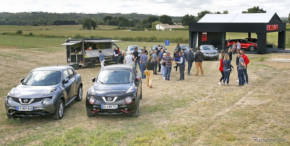 フランスで開催された日産 ジューク 新型の一般向け初公開イベント「フランクフルトモーターショー」《photo by Nissan》