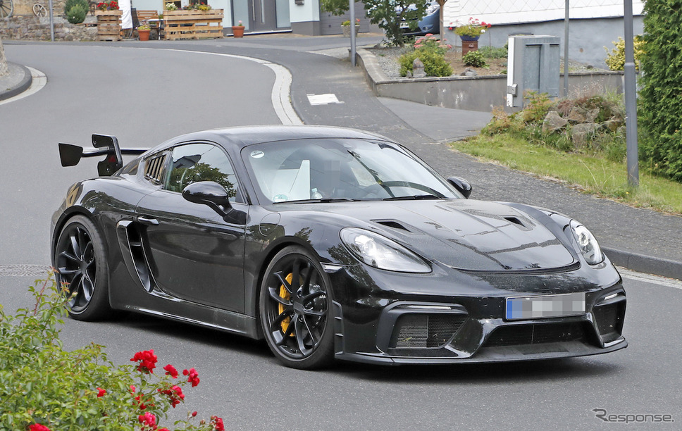 ポルシェ 718 ケイマン GT4 RS スクープ写真《APOLLO NEWS SERVICE》