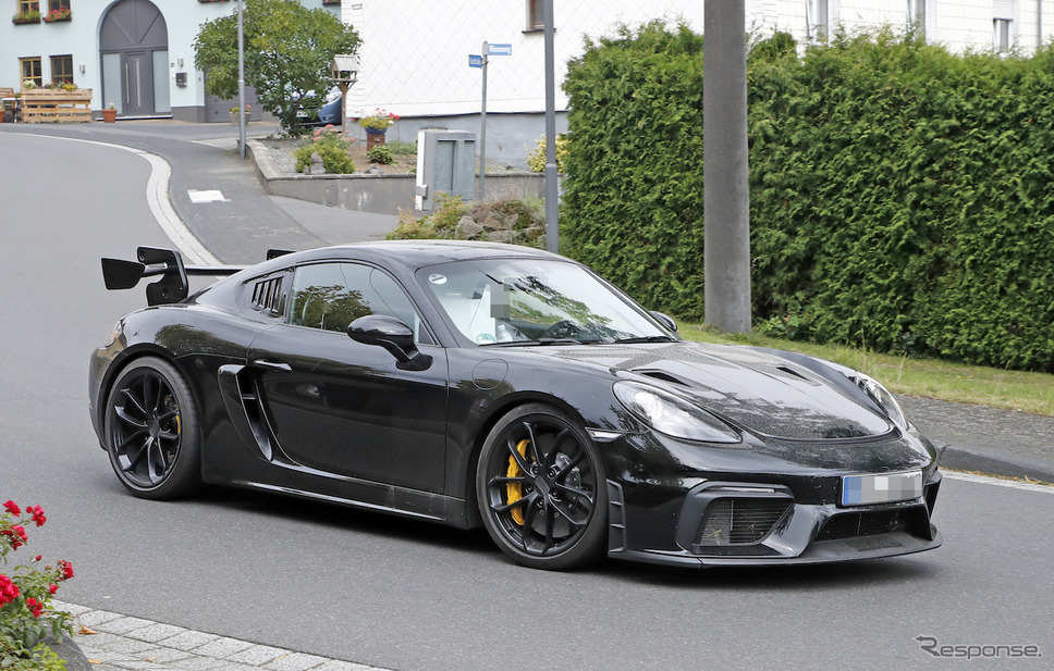 ポルシェ 718 ケイマン GT4 RS スクープ写真《APOLLO NEWS SERVICE》