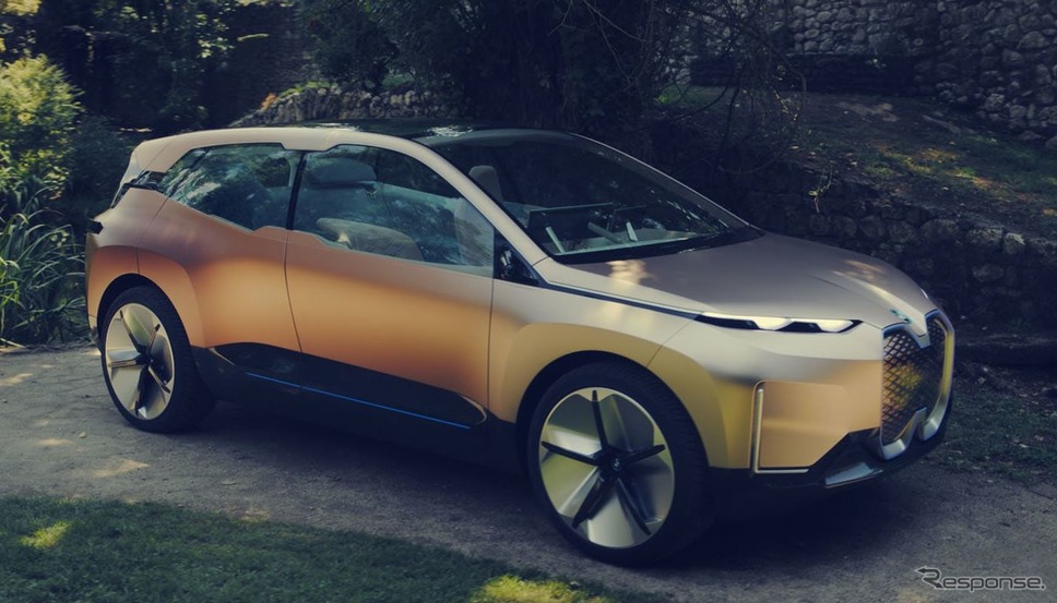 BMW ヴィジョン iNEXT《photo by BMW》