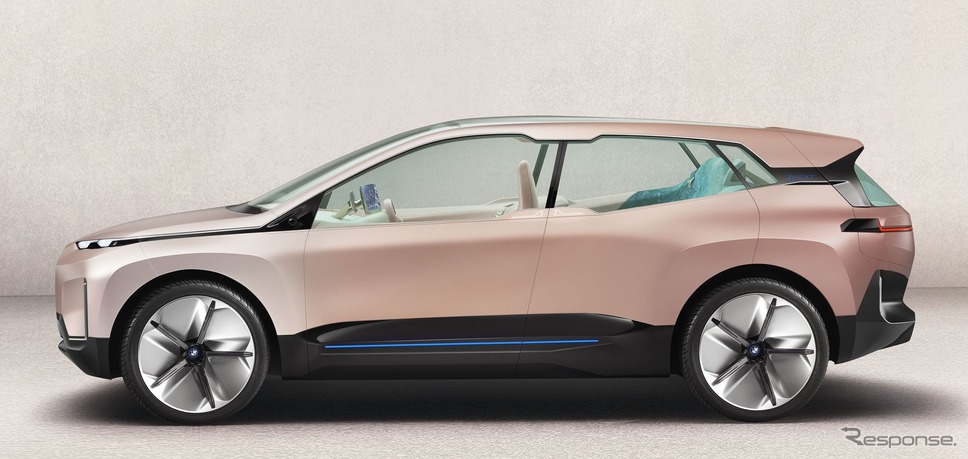BMW ヴィジョン iNEXT《photo by BMW》