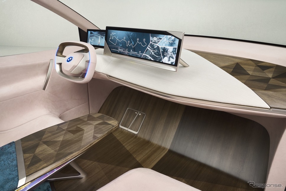 BMW ヴィジョン iNEXT《photo by BMW》